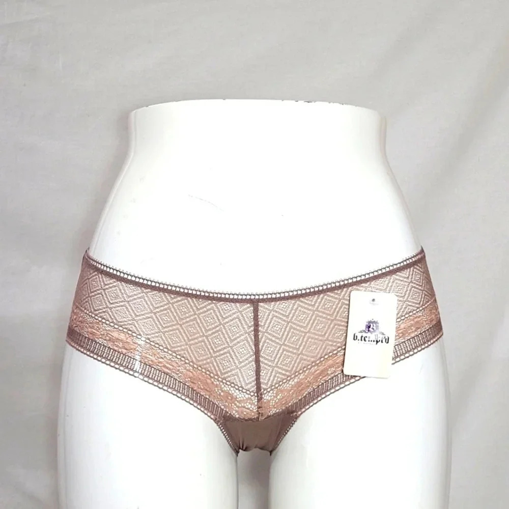 b. tempt'd 945251 Diamond Lace Hipster NWT NEW WITH TAGS